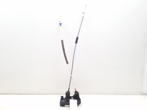 Rear side door lock - 24414135