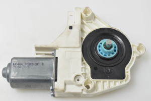 Front door window regulator motor - 8K0959801B