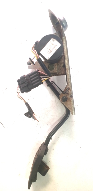 NISSAN Almera N16 (2000–2006) Gaspedalsensor 0281002425 - 3