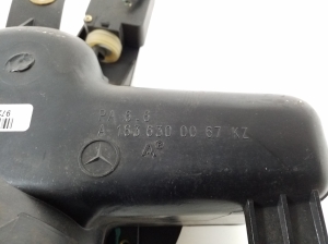 Mercedes Benz ML-Class 163 (1998–2005) Tankeinfüllstutzen A1636300067 - 3
