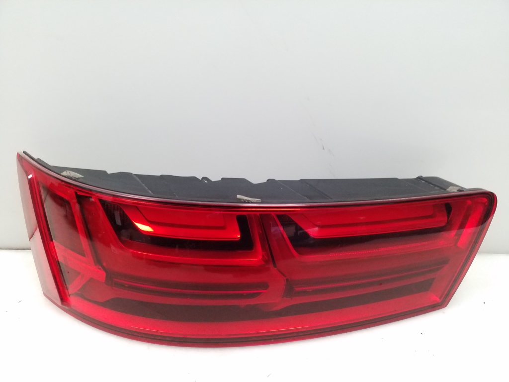 AUDI Q7 4M (2015-2024) Bal hátsó lámpa 4M0945093L 25043108