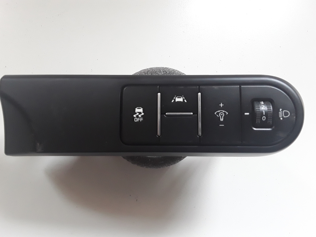 KIA Cee'd 3 generation (2018-2020) Headlight Switch Control Unit 93700J7930 22567010