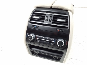 BMW 7 SERIJA F01 (2008–2015) Salons un tā detaļas - 6