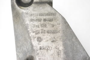 BMW 5 SERIES F10 (2010–2017) Engine bracket 6861401 - 2