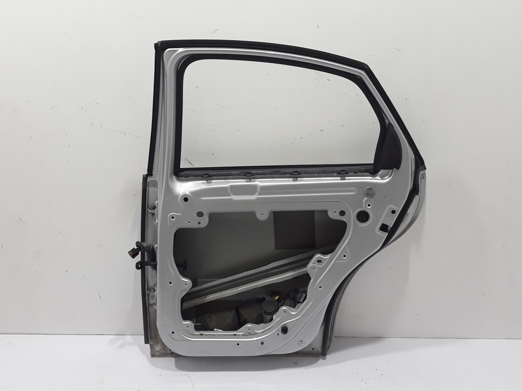 VOLVO S40 2 generation (2004-2012) Porte coulissante côté droit 31335462 22425595