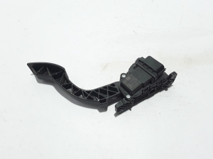 VOLVO S40 II (2004–2013) Accelerator pedal 31280169 - 3