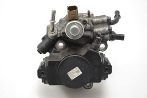Mercedes Benz C-Class 205 (2014–2021) Kütusepump A6510702601 - 3