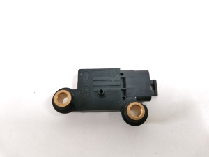 Mercedes Benz ML-Class 163 (1998–2005) Airbagsensor A1638200226 - 2