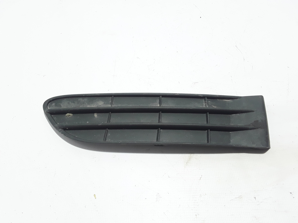 VOLVO S40 2 generation (2004-2012) Front Left Grill 30744921 22425510 ...