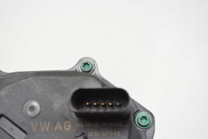 Volkswagen Golf VII (2012–2026) AGR-Drosselklappe 04L131501M - 2