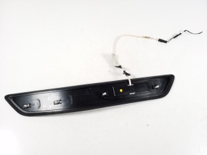 BMW 7 SERIJA F01 (2008–2015) Sisemine läveliist 7181012 - 3