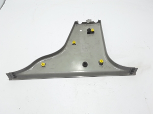 VOLVO S40 II (2004–2013) Keskpiilari siseviimistlus 9486847 - 3