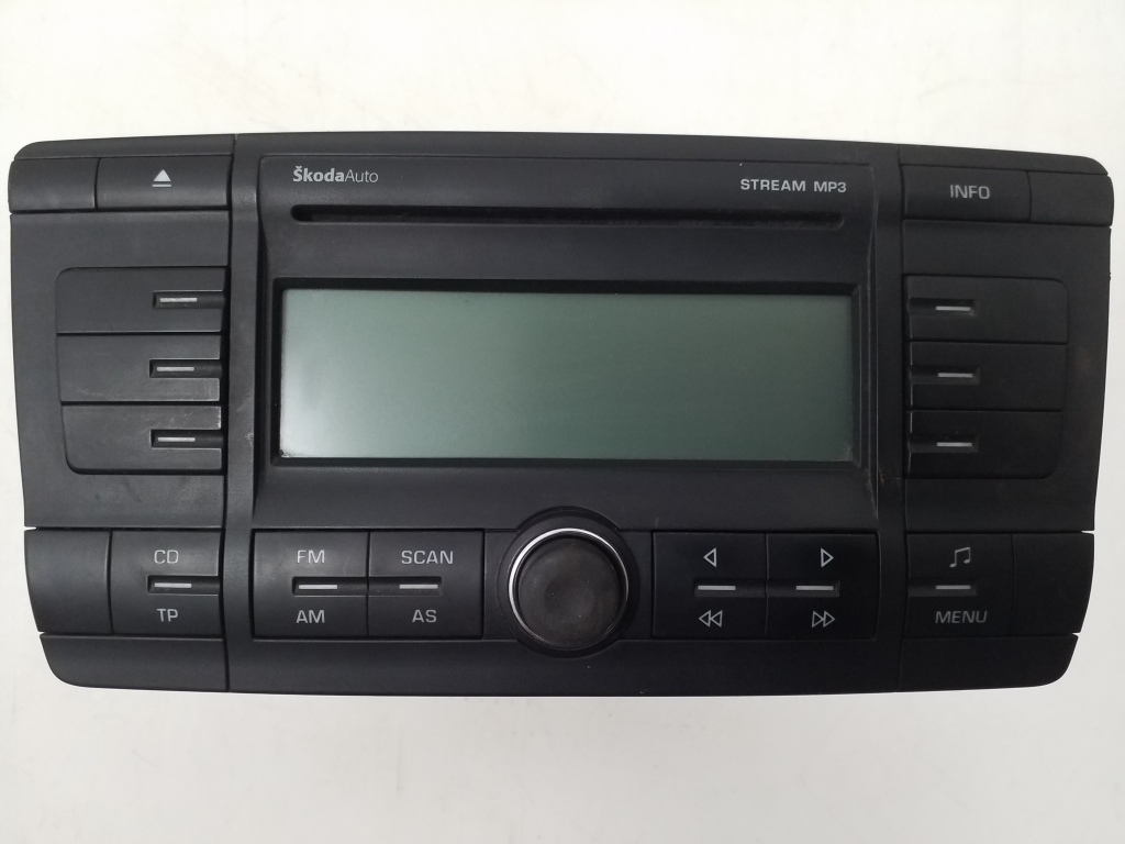 SKODA Octavia 2 generation (2004-2013) Muzikos grotuvas su navigacija 1Z0035161C 21206065