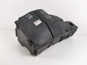   Sicherungskastengehäuse unter der Motorhaube  - A1635400224 