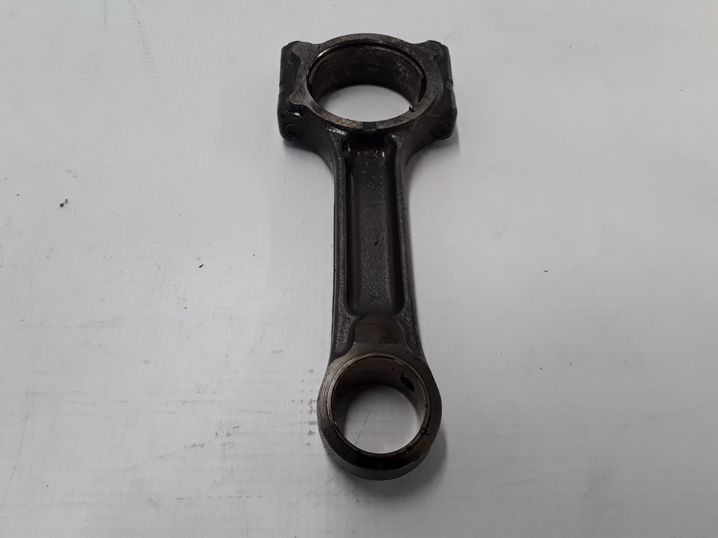 RENAULT Megane 2 generation (2002-2012) Connecting Rod 7701475074 22297810