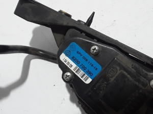 RENAULT Espace IV (2002–2014) Accelerator pedal 8200700390 - 2