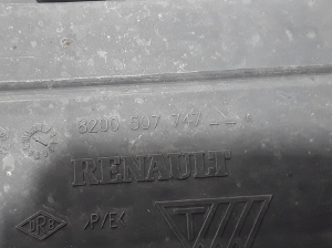 RENAULT Espace IV (2002–2014) Luftleitblech für den Kühler 8200507747 - 2