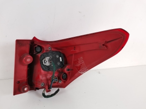 TOYOTA Auris E18 (2012–2018) Eckleuchte hinten 81561-02710 - 2