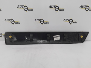 VOLVO XC60 (2008–2017) Rear side door molding 31294846 - 2