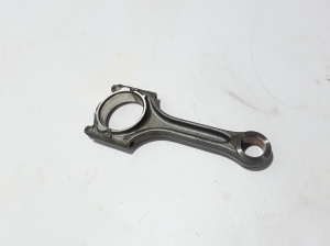  Connecting rod 