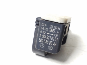 Mercedes Benz B-Class 246 (2011–2017) Airbag sensor A1668210151 - 2