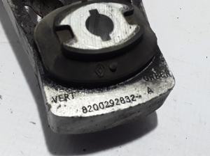 RENAULT Espace IV (2002–2014) Engine mount 8200292832 - 2