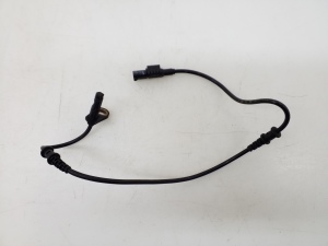 Mercedes Benz CLS-Class 219 (2004–2010) ABS-Sensor vorne A2115401817