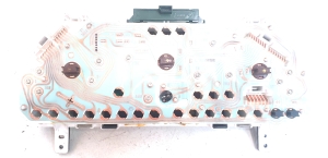 Land Rover Freelander (1998–2006) Instrument cluster YAC112520 - 2