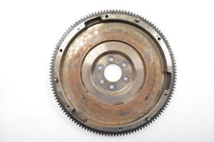  Clutch flywheel 