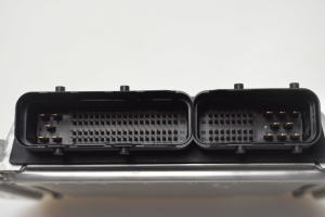 Hyundai Trajet (2000–2008) Engine control unit 3910127111 - 2