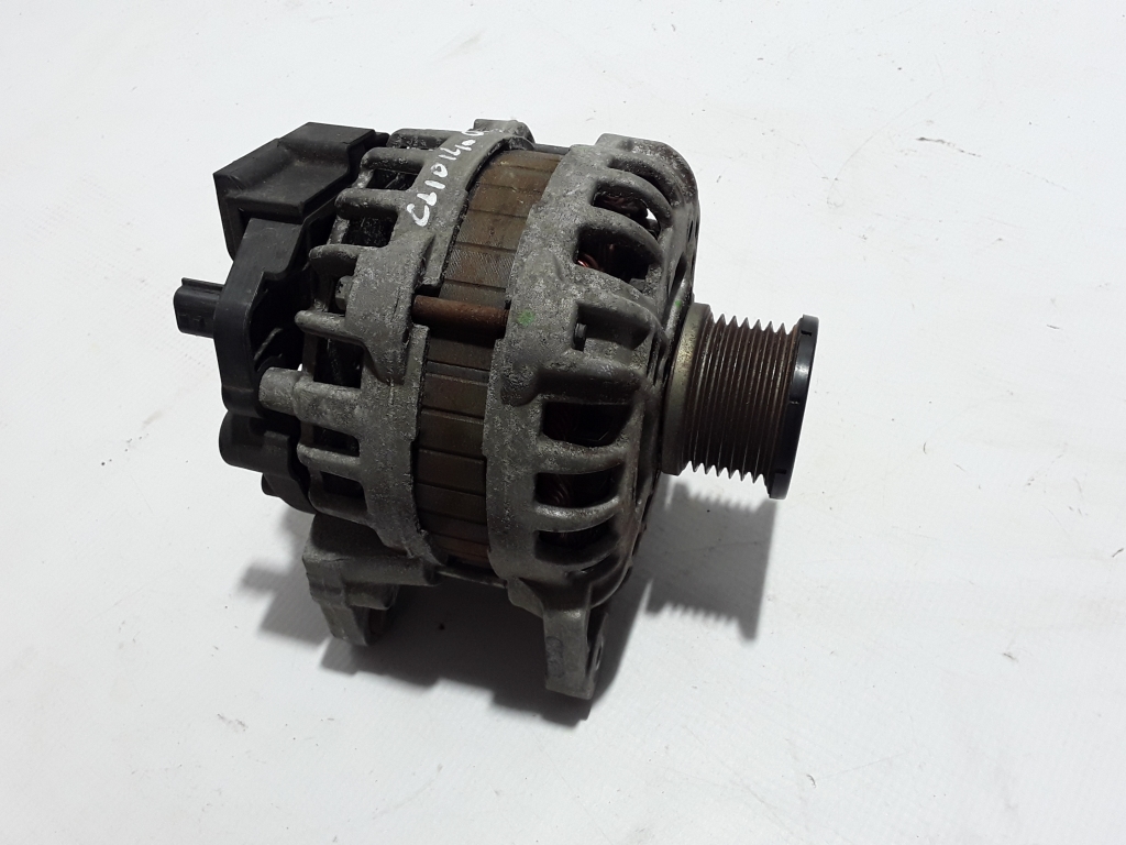 RENAULT Clio 4 generation (2012-2020) Alternator 231008593R 22425739