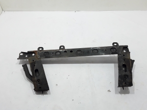  Cooling radiator bracket 