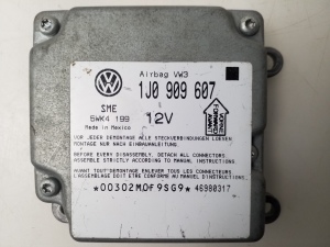 Airbagsteuergerät - 1J0909607 