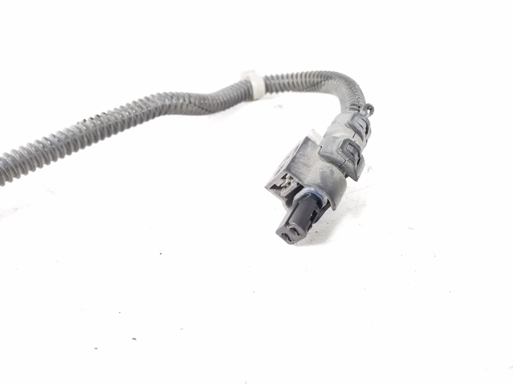 used-mercedes-benz-e-class-muffler-temperature-sensor-a0009057004