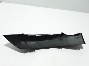  Front bumper trim strip 