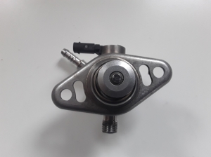 Seat Leon (2012–2026) Kraftstoffpumpe 04E127026A - 2