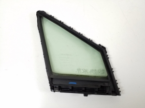 LEXUS NX (2014–2021) Dreiecksscheibe Tür vorne 68126-78010 - 2