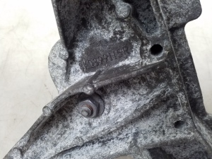 AUDI A5 (2007–2016) Getriebehalter 8K0399115R - 2