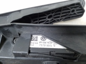 Volkswagen Touran I (2003–2010) Gaasipedaal 1T2721503G - 2