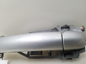 Volkswagen Touareg I (2002–2010) Rear side door exterior handle and its parts - 2