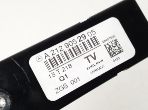 Mercedes Benz E-Class W212 (2009–2015) Antenni võimendi A2129052905 - 2