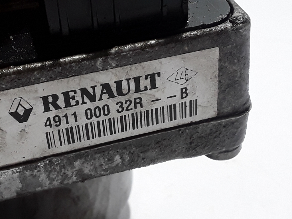 Used Dacia Duster Electric power steering pump 491100032R