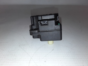 VOLVO XC90 (2002–2014) Stellmotor Heizungsklappe 30676511 - 3