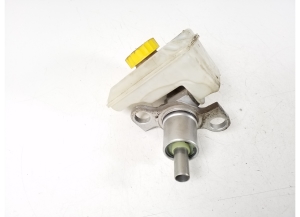   Master cylinder 