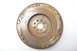 Clutch flywheel
