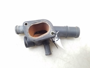 Thermostatgehäuse - 038121133