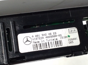 Mercedes Benz E-Class W212 (2009–2015) Parking system display A0015424623 - 2