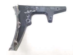 Rear bumper bracket - 4F9807454