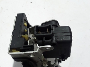  Rear side door lock 