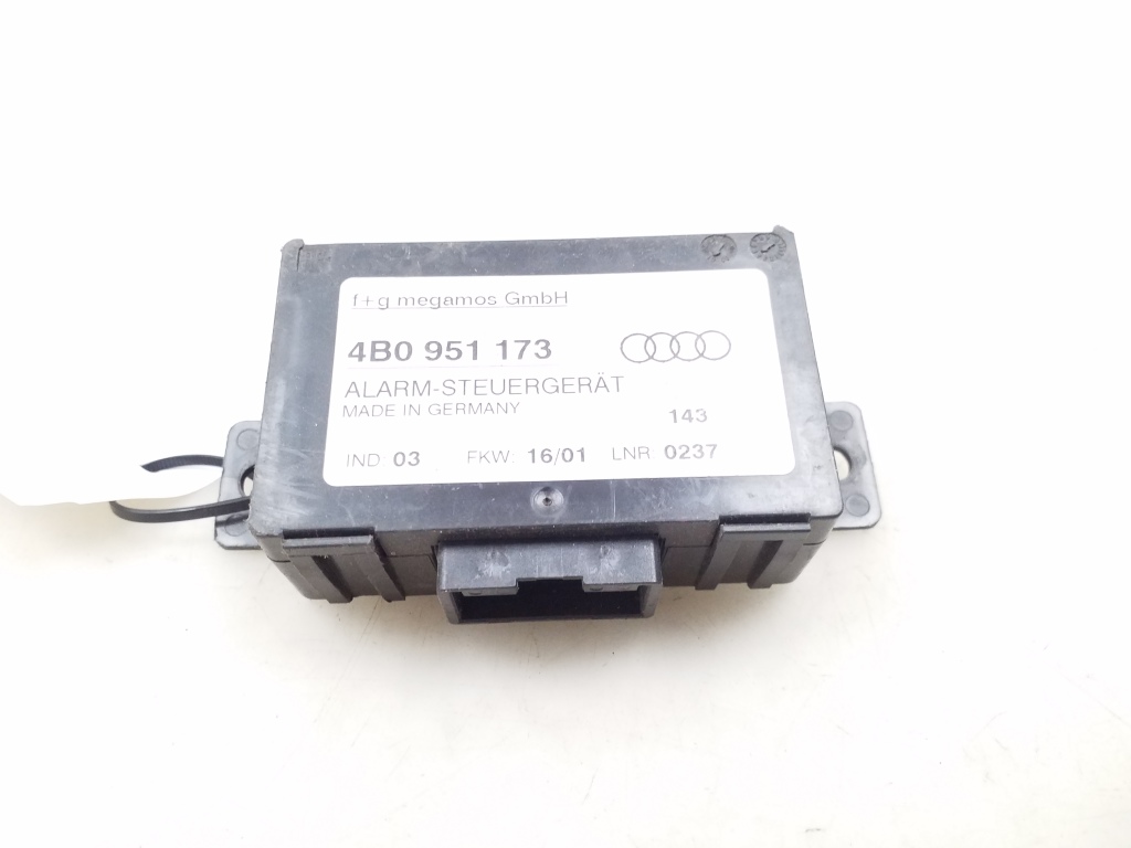 AUDI A6 C5/4B (1997-2004) Alarm Signal Control Unit 4B0951173 22113033